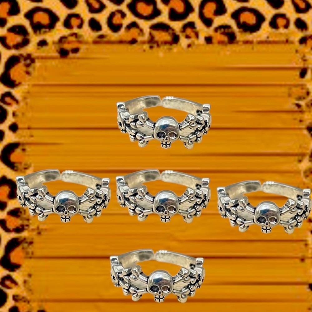 One size simple skull ring
